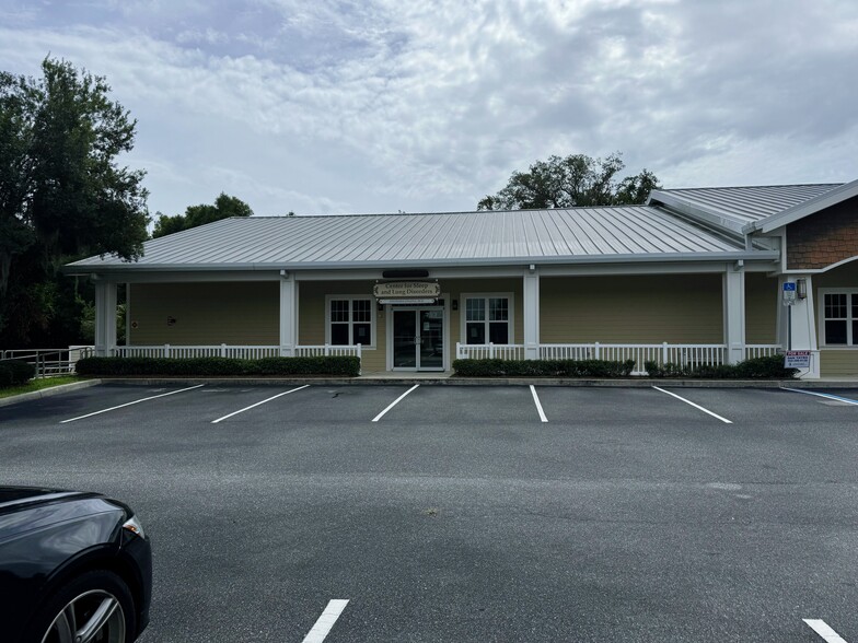 Primary Photo Of 723-753 CR 466, Lady Lake Medical For Lease