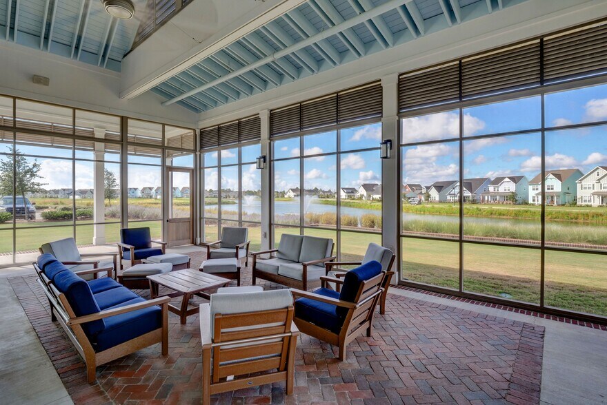 More Photos Of 162 Dugger Ln, Wilmington Apartments For Sale