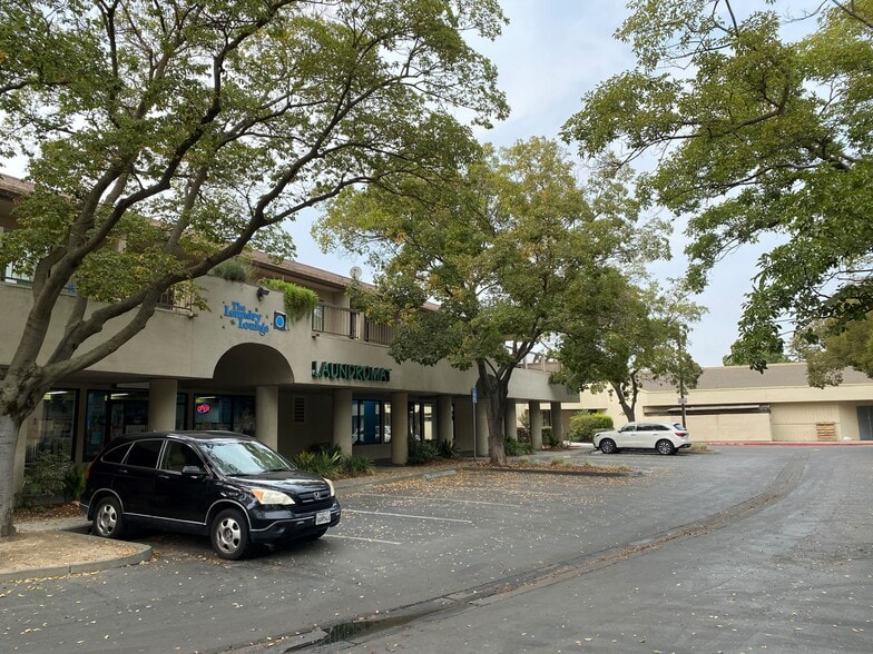 More Photos Of 1801 Hanover Dr, Davis Office Residential For Lease