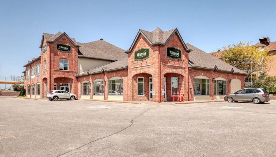 Primary Photo Of 123 Boul Industriel, Repentigny General Retail For Lease