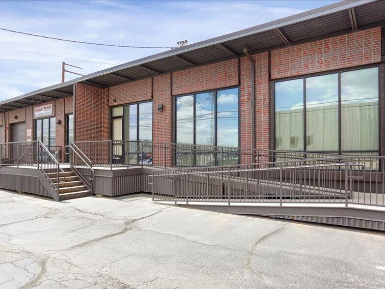More Photos Of 715-735 S Jason St, Denver Warehouse For Sale