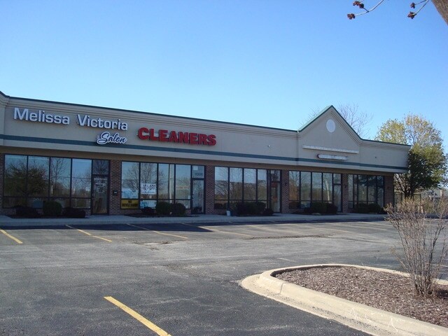 More Photos Of 11300-11314 W Southwest Hwy, Orland Park Storefront Retail Office For Lease