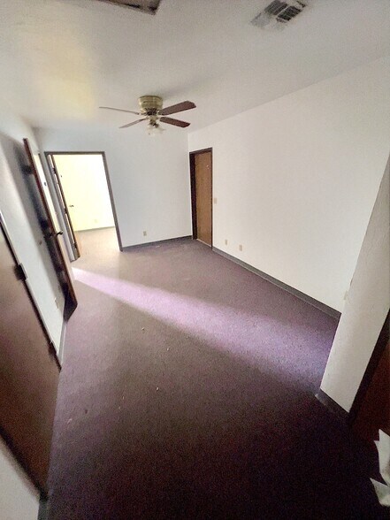 More Photos Of 1400 Lera, Weatherford Medical For Sale