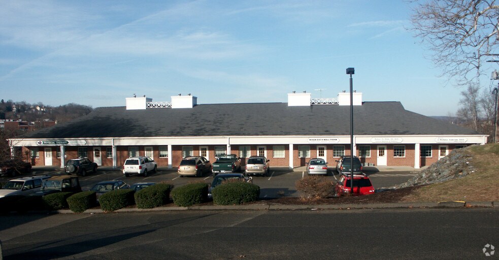 More Photos Of 111-117 New Haven Ave, Derby Medical For Lease