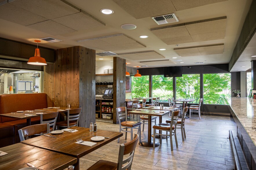 More Photos Of 19920 1st St, Hilmar Restaurant For Lease