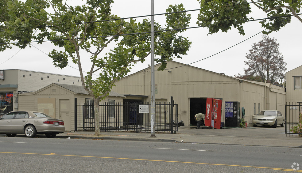 Primary Photo Of 14595 E 14th St, San Leandro Warehouse For Sale