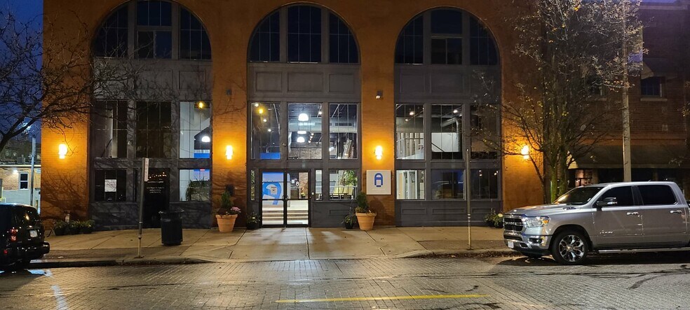 More Photos Of 25 S Huron St, Toledo Office For Lease