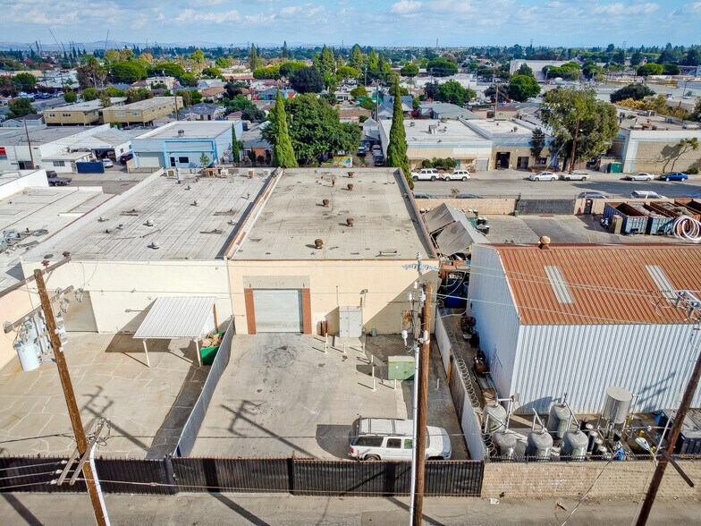 More Photos Of 15539 Vermont Ave, Paramount Manufacturing For Lease