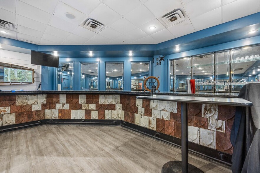 More Photos Of 1405 Gornto Rd, Valdosta Restaurant For Sale