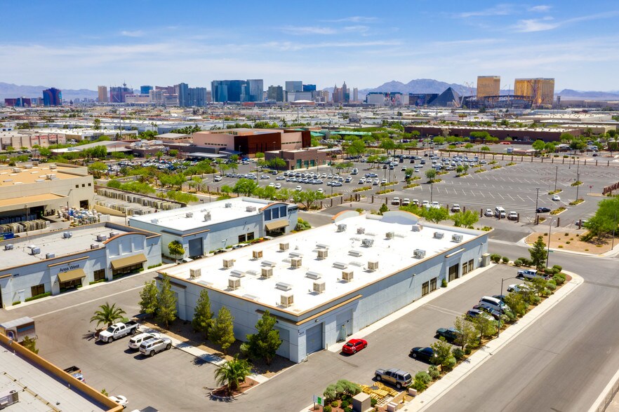 More Photos Of 4830 W Oquendo Rd, Las Vegas Light Manufacturing For Lease
