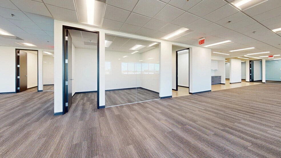 More Photos Of 14500 N Northsight Blvd, Scottsdale Office For Lease