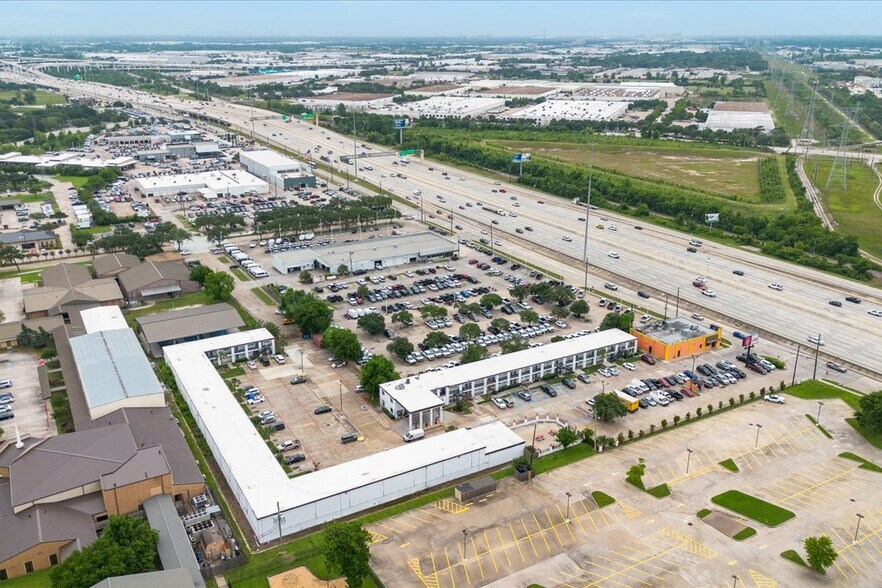 More Photos Of 16884 Northwest Fwy, Houston Hotel For Sale
