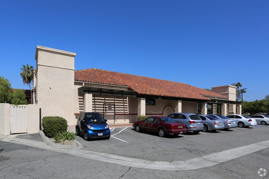 More Photos Of 3815 Mission Ave, Oceanside Unknown For Lease