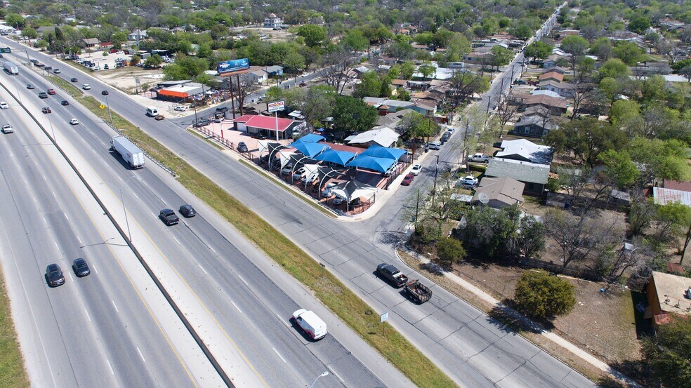 More Photos Of 5602 S IH 35, San Antonio Freestanding For Sale
