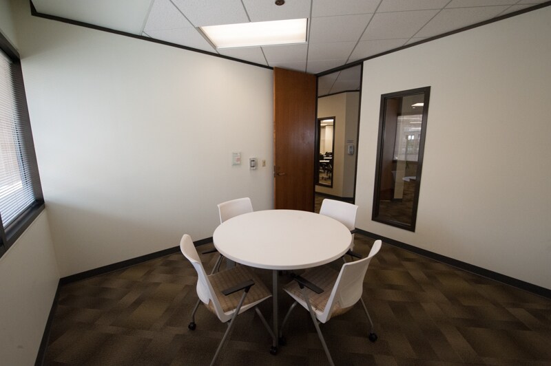 More Photos Of 100 N Stanton St, El Paso Office For Lease