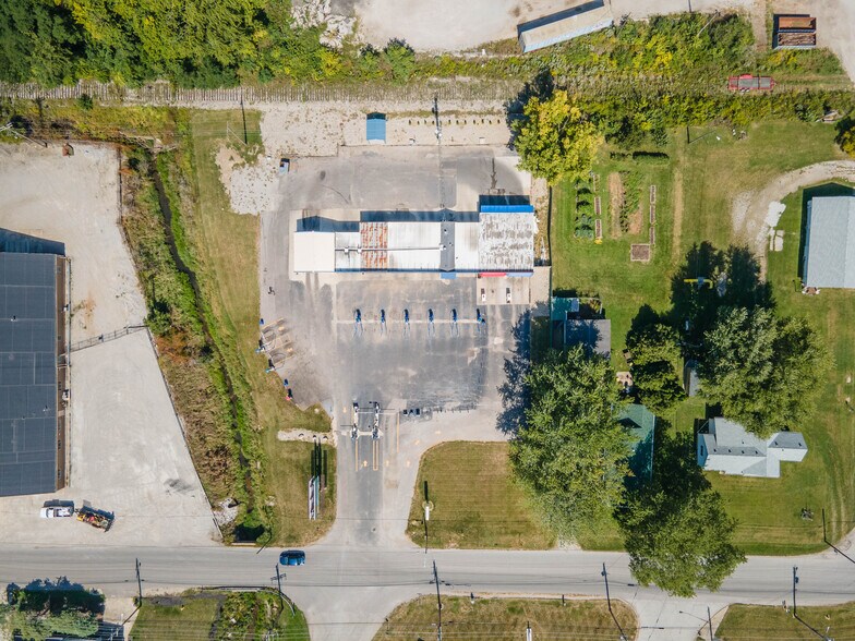 More Photos Of 1600 Washington Ave, Frankfort Specialty For Sale