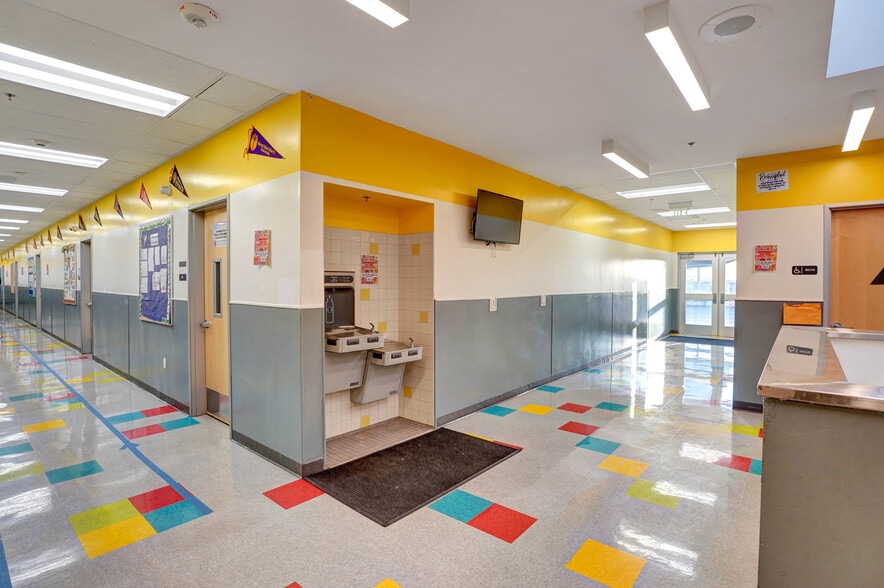 More Photos Of 8001 Santa Fe Ave, Huntington Park Schools For Sale