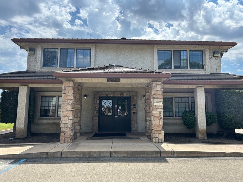 More Photos Of 2726 Loomis rd, Stockton Office For Lease