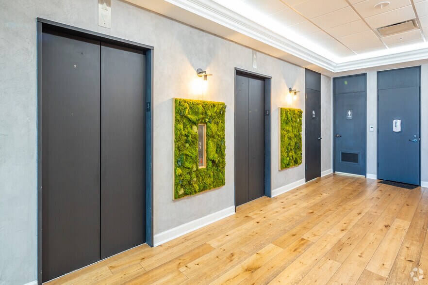 More Photos Of 600 Cleveland St, Clearwater Office For Lease