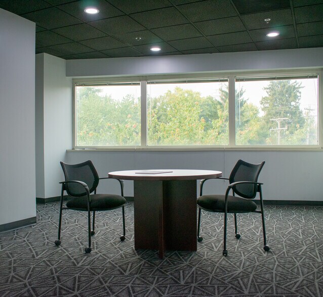 More Photos Of 2000 Corporate Dr, Wexford Office For Lease