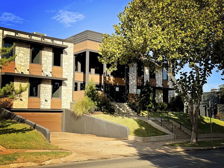 Primary Photo Of 4335 N Classen Blvd, Oklahoma City Office For Lease