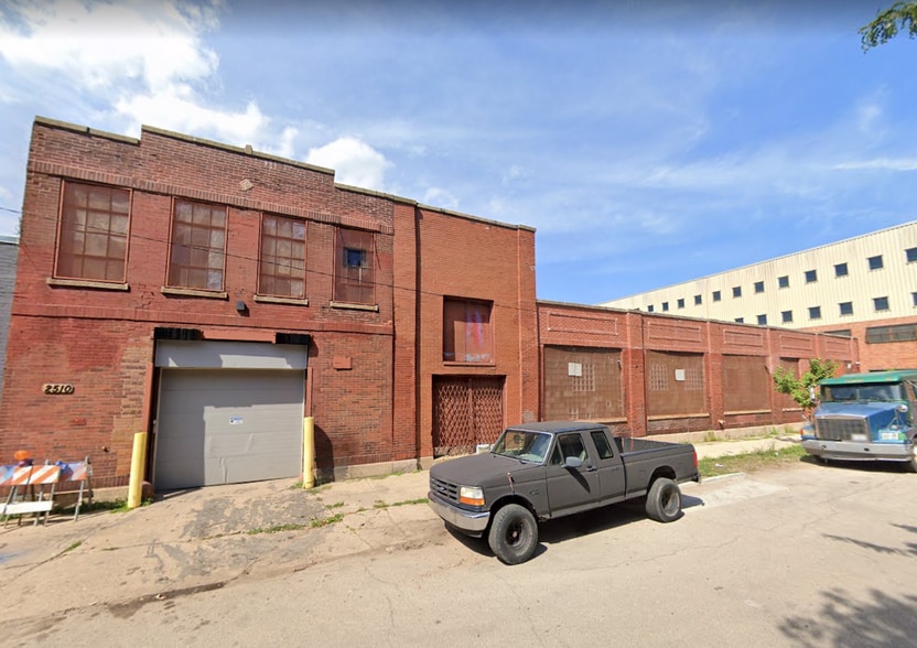 More Photos Of 2508 W Maypole Ave, Chicago Warehouse For Lease