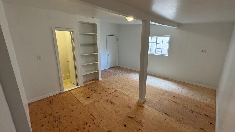 More Photos Of 6258 3rd St, San Francisco Storefront Retail Residential For Lease