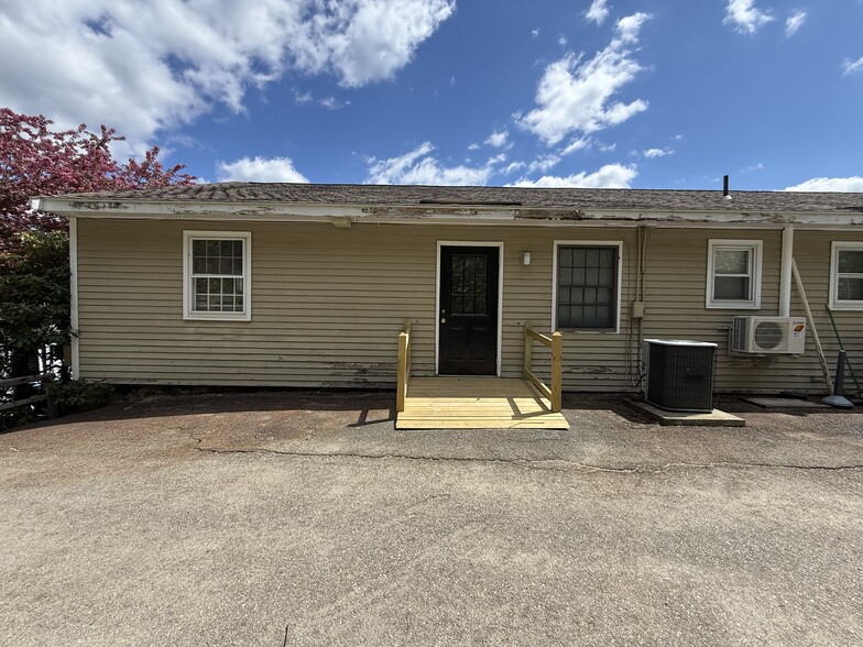 More Photos Of 79 Reservoir St, Holden Office For Lease