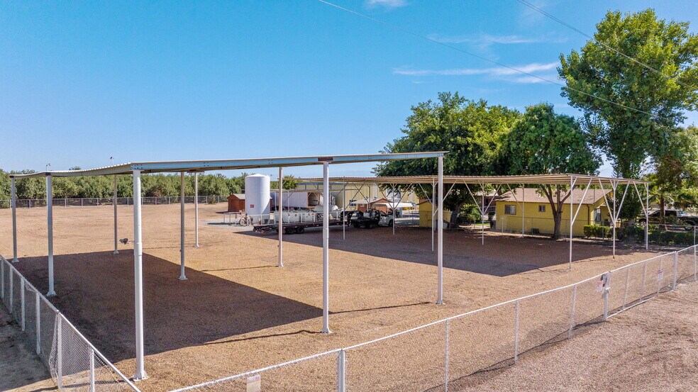 More Photos Of 28548 Woollomes Rd, Wasco Land For Sale