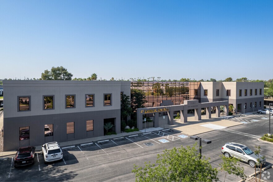 More Photos Of 7202 E Rosewood St, Tucson Office For Lease
