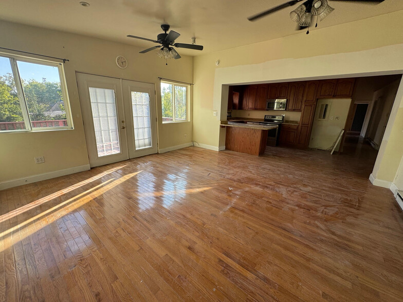 More Photos Of 2430 NY-32, Cornwall Township Showroom For Lease