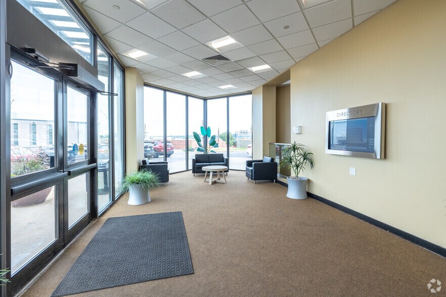 More Photos Of 3600 S Yosemite St, Denver Medical For Lease