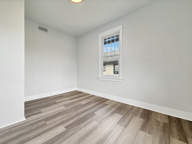More Photos Of 1818 7th Ave, Lewiston Apartments For Sale