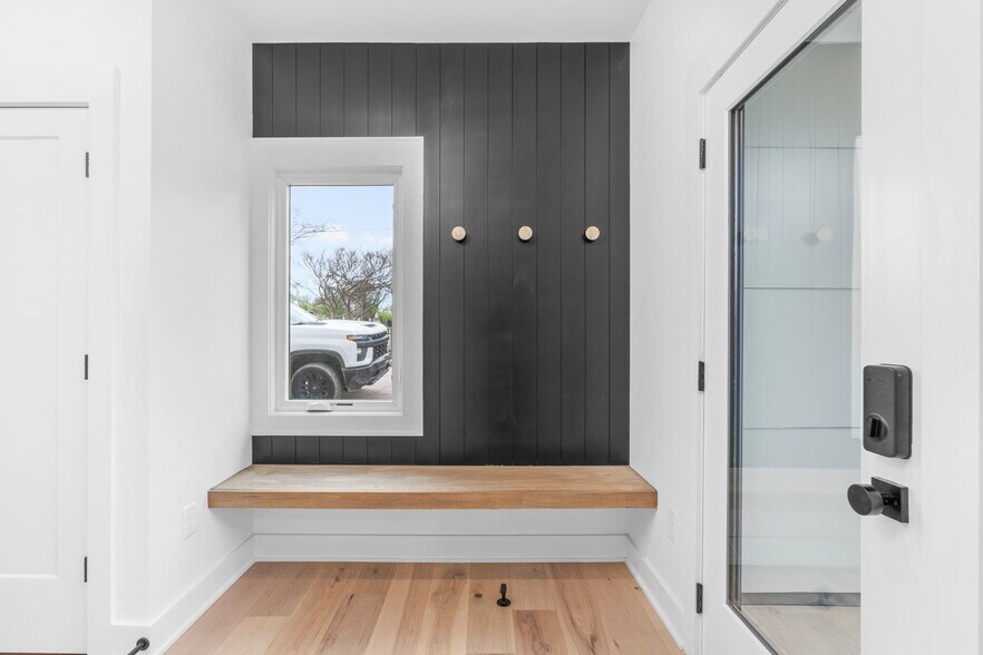 More Photos Of 209-229 Woodsborough Pl, Raleigh Apartments For Sale