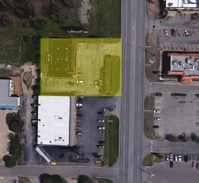 More Photos Of 2213 S Caraway Rd, Jonesboro Restaurant For Sale