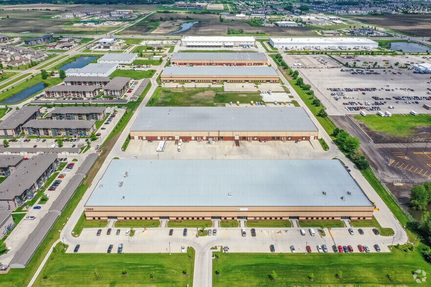 More Photos Of 1300 SE Little Beaver Dr, Grimes Warehouse For Lease