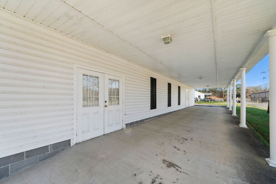 More Photos Of 9 Rome Rd SW, Cave Spring Funeral Home For Sale