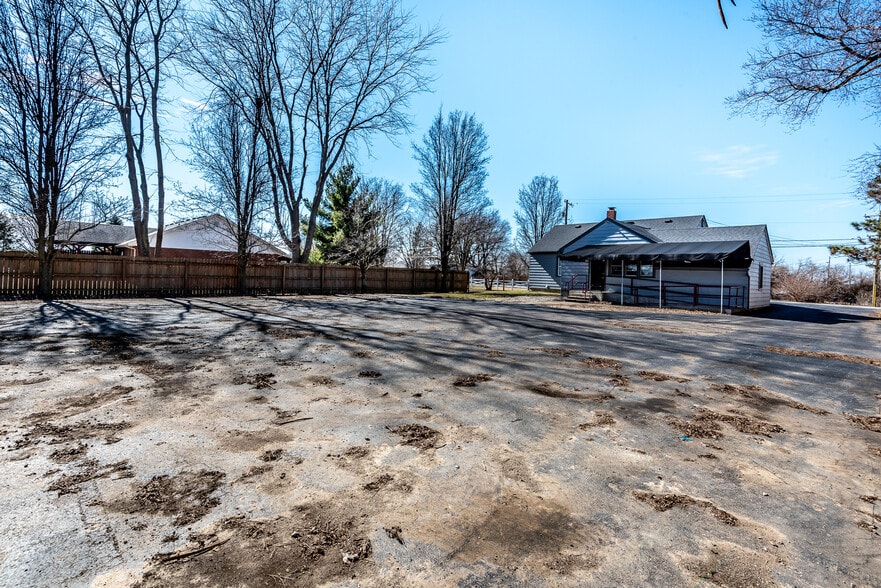 More Photos Of 3386 N State Route 123, Lebanon Office For Sale