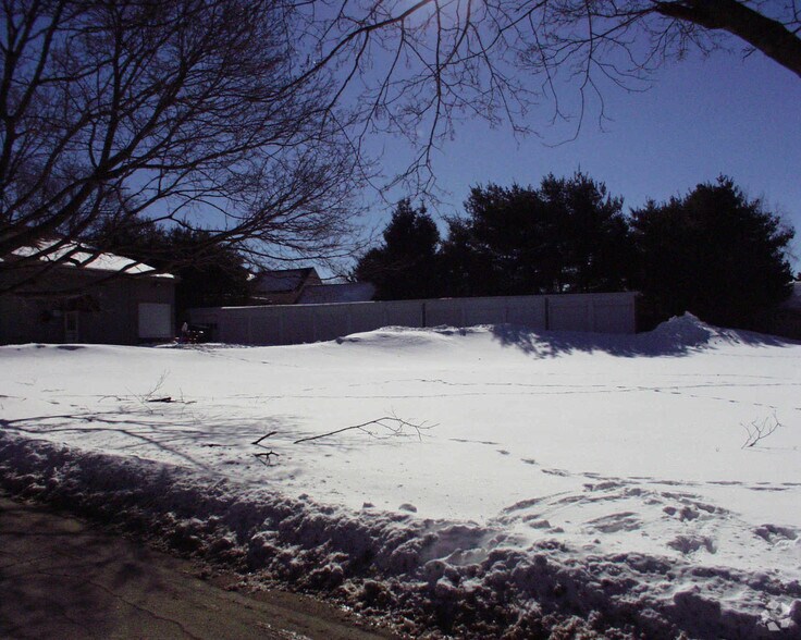 More Photos Of 484 Burncoat St, Worcester Apartments For Sale