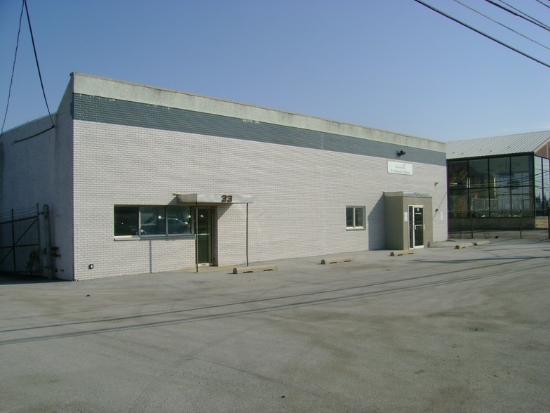More Photos Of 31-33 Industrial Hwy, Essington Warehouse For Sale