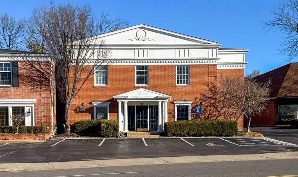 More Photos Of 9841 Clayton Rd, Saint Louis Office For Lease