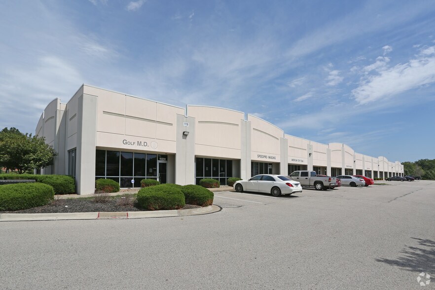 More Photos Of 11221 Strang Line Rd, Lenexa Light Distribution For Lease