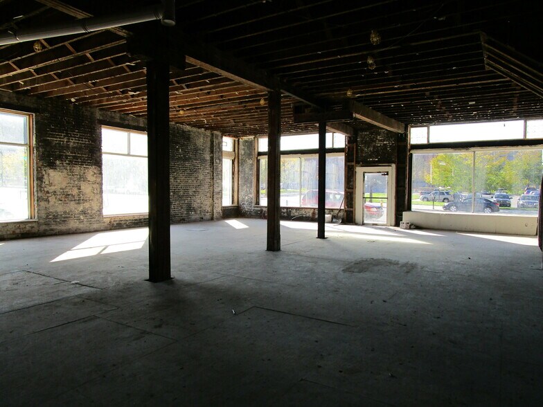 More Photos Of 613 S 16th St, Omaha Freestanding For Lease