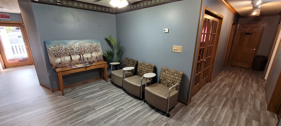 More Photos Of 4015 SW 21st St, Topeka Coworking Space