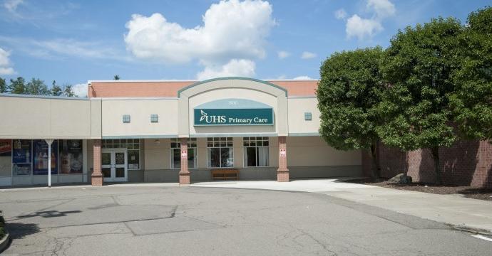 More Photos Of 800-840 Hooper Rd, Endwell Restaurant For Lease