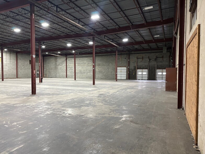 More Photos Of 5 Pruyn's Island Dr, Glens Falls Unknown For Lease