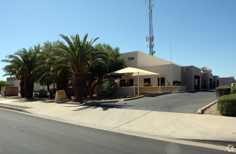 More Photos Of 7725 E Redfield Rd, Scottsdale Warehouse For Sale