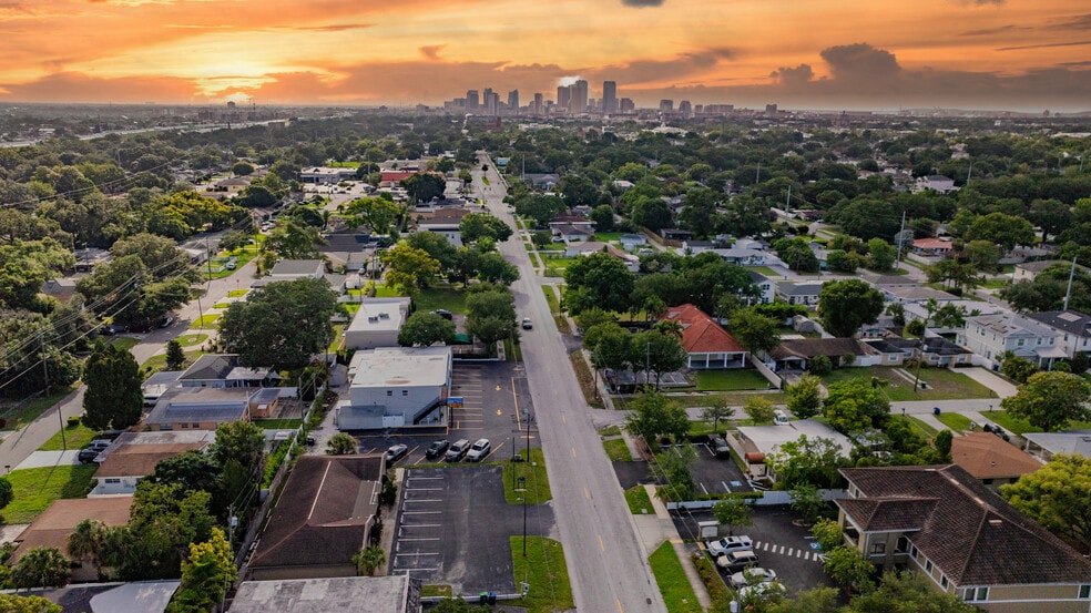 More Photos Of 3227-3233 W Cypress St, Tampa Storefront Retail Residential For Lease