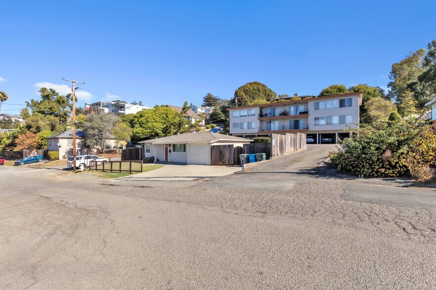 Primary Photo Of 110 Hilborn Ave, Vallejo Apartments For Sale