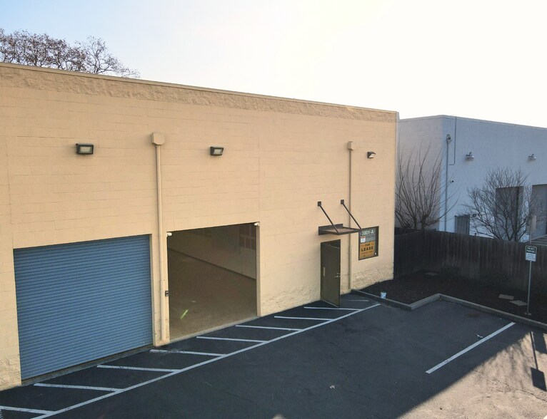 More Photos Of 3801 W Pacific Ave, Sacramento Warehouse For Lease